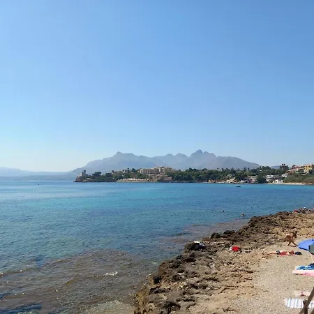 Giomasue' Nyaraló *