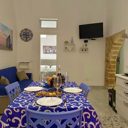 Holiday home Giomasue' Porticello
